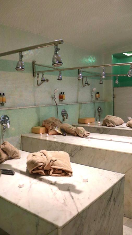 New Piscine Wellness &
