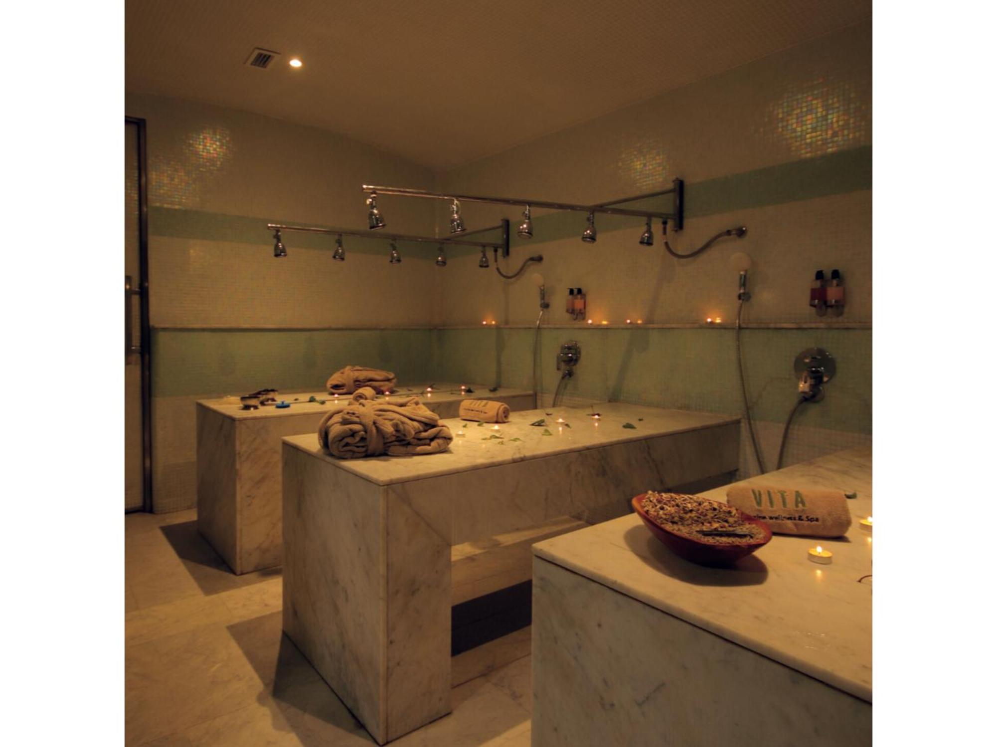 New Piscine, Spa&wellness Center